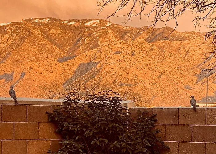 West Escape * Oro Valley